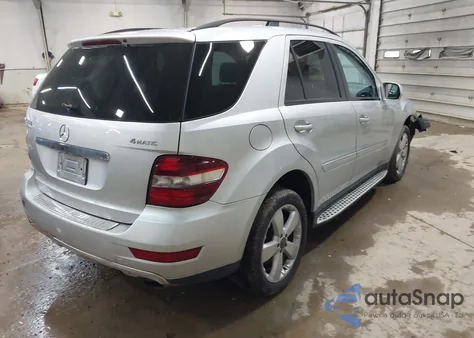 2009 Mercedes-Benz Ml 350 4Matic z USA, uszkodzony, nr VIN 4JGBB86EX9A473377